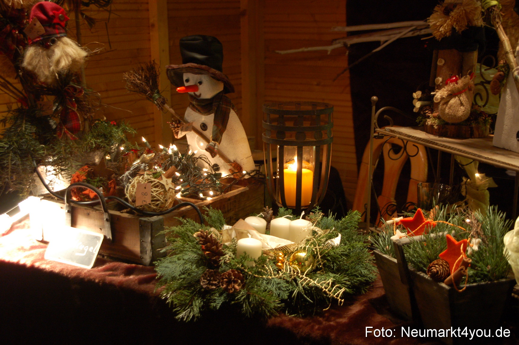 0009 Weihnachtsmarkt Neumarkt