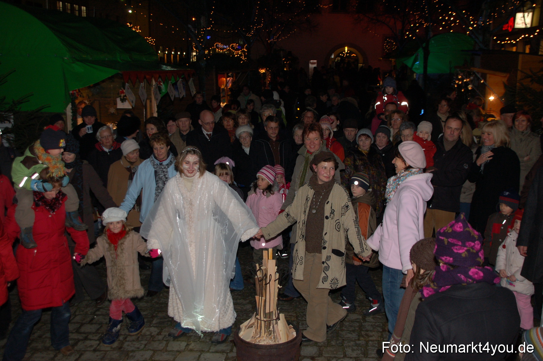 0017 Weihnachtsmarkt Neumarkt