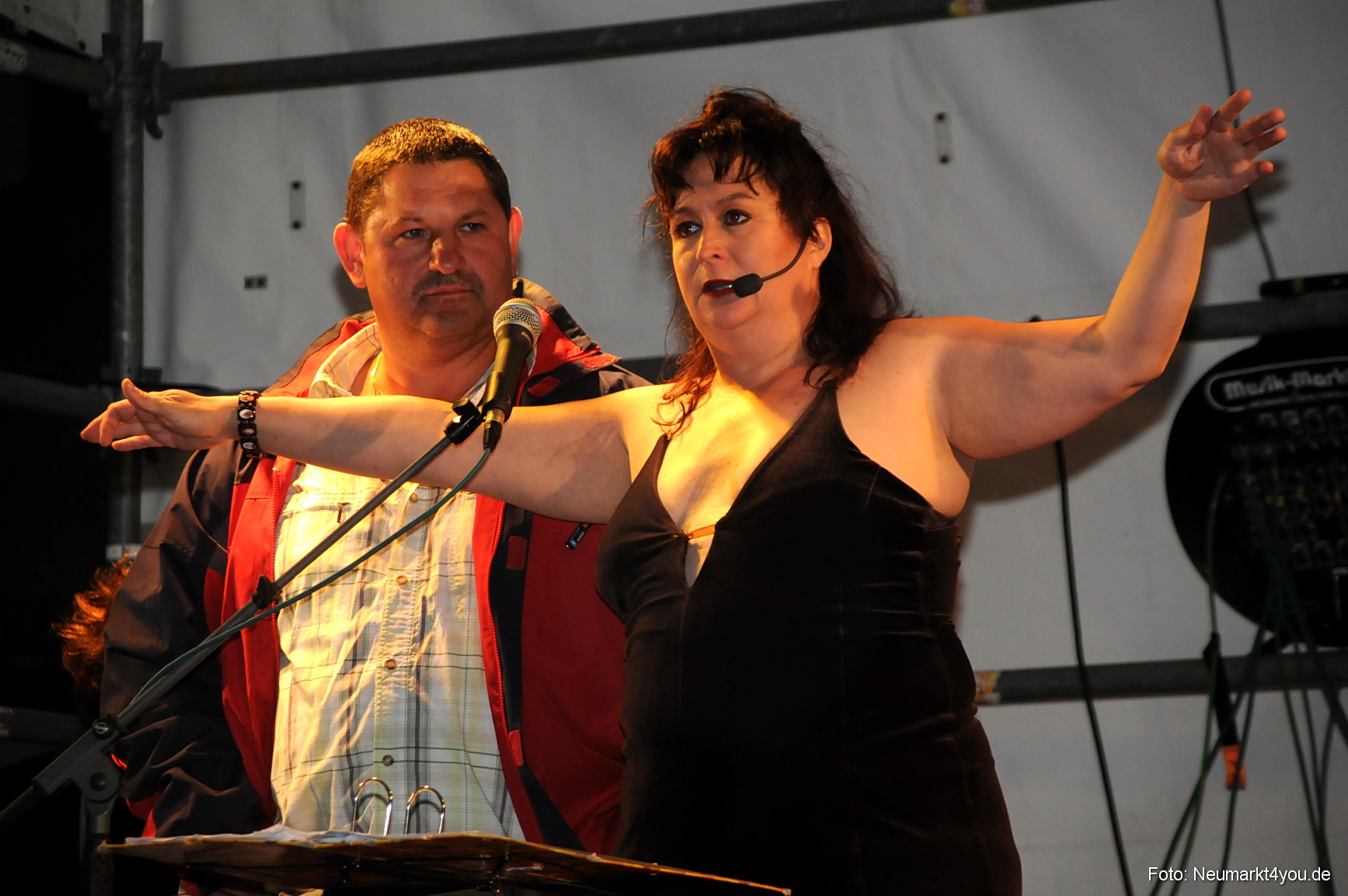 0155 Lizzy Aumeier 8