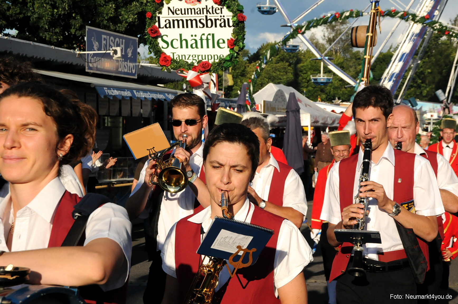 0002 Volksfest Neumarkt 2008