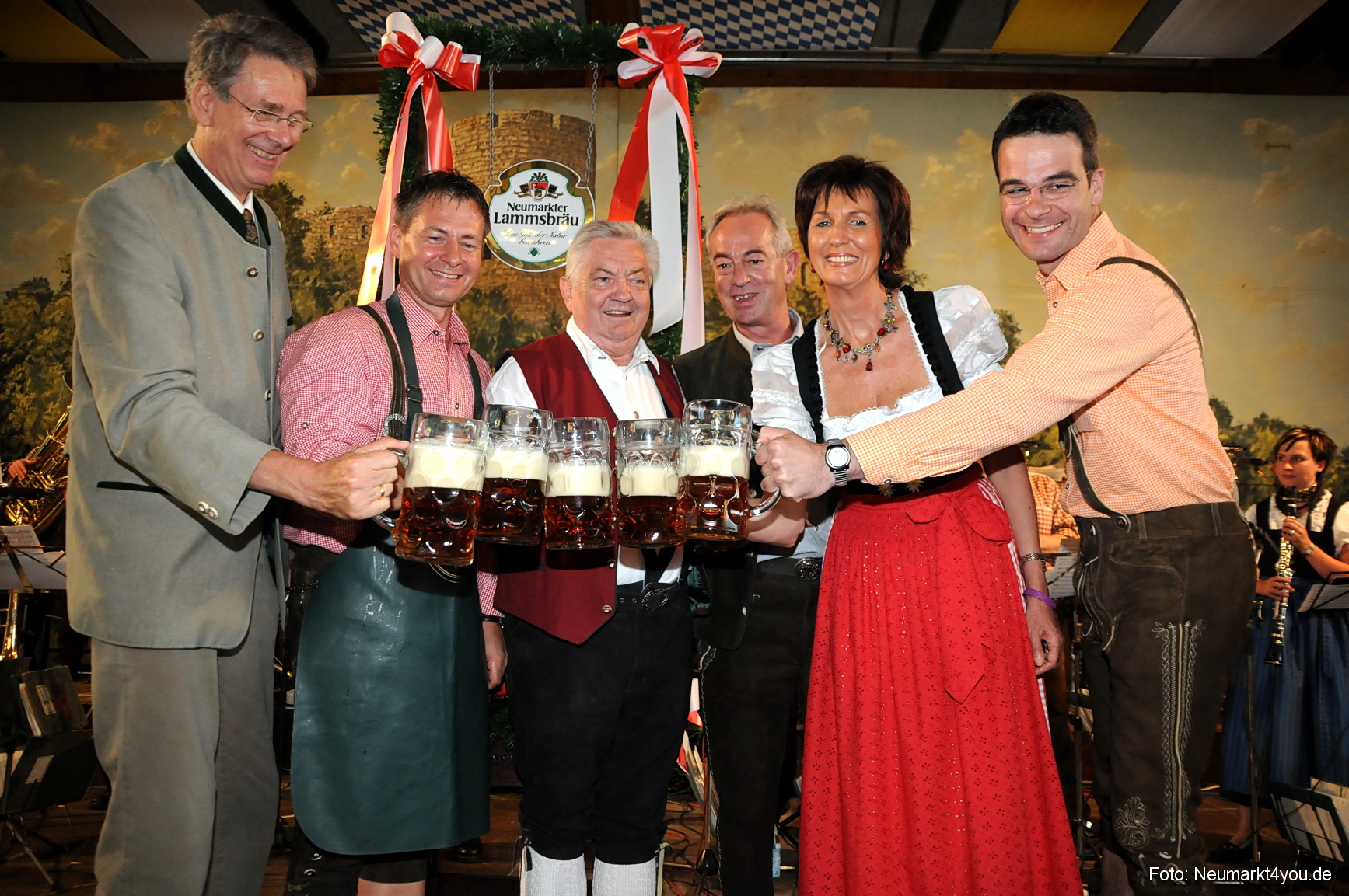 0013 Volksfest Neumarkt 2008