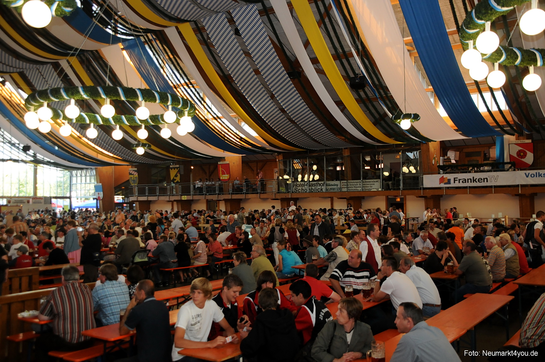 0014 Volksfest Neumarkt 2008