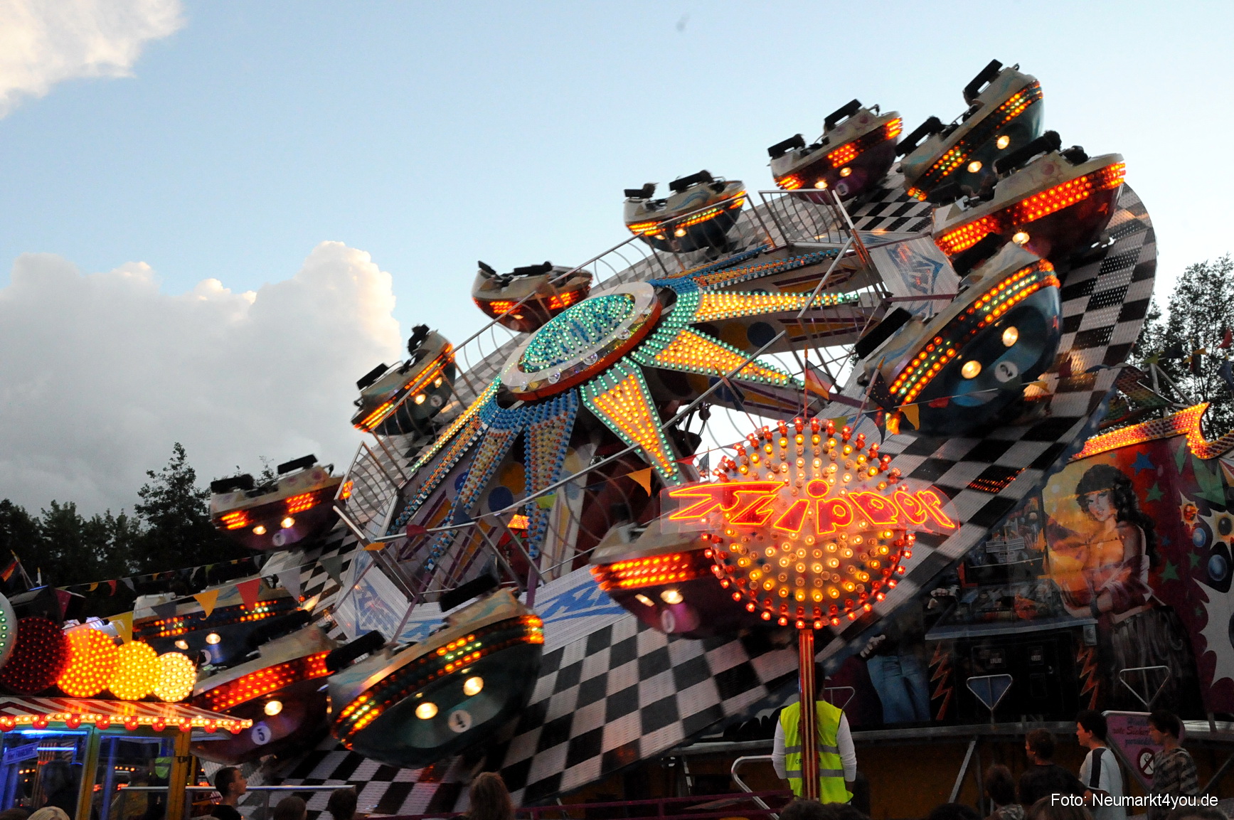 0026 Volksfest Neumarkt 2008