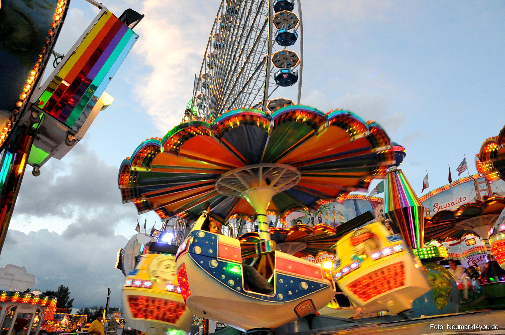 0031 Volksfest Neumarkt 2008