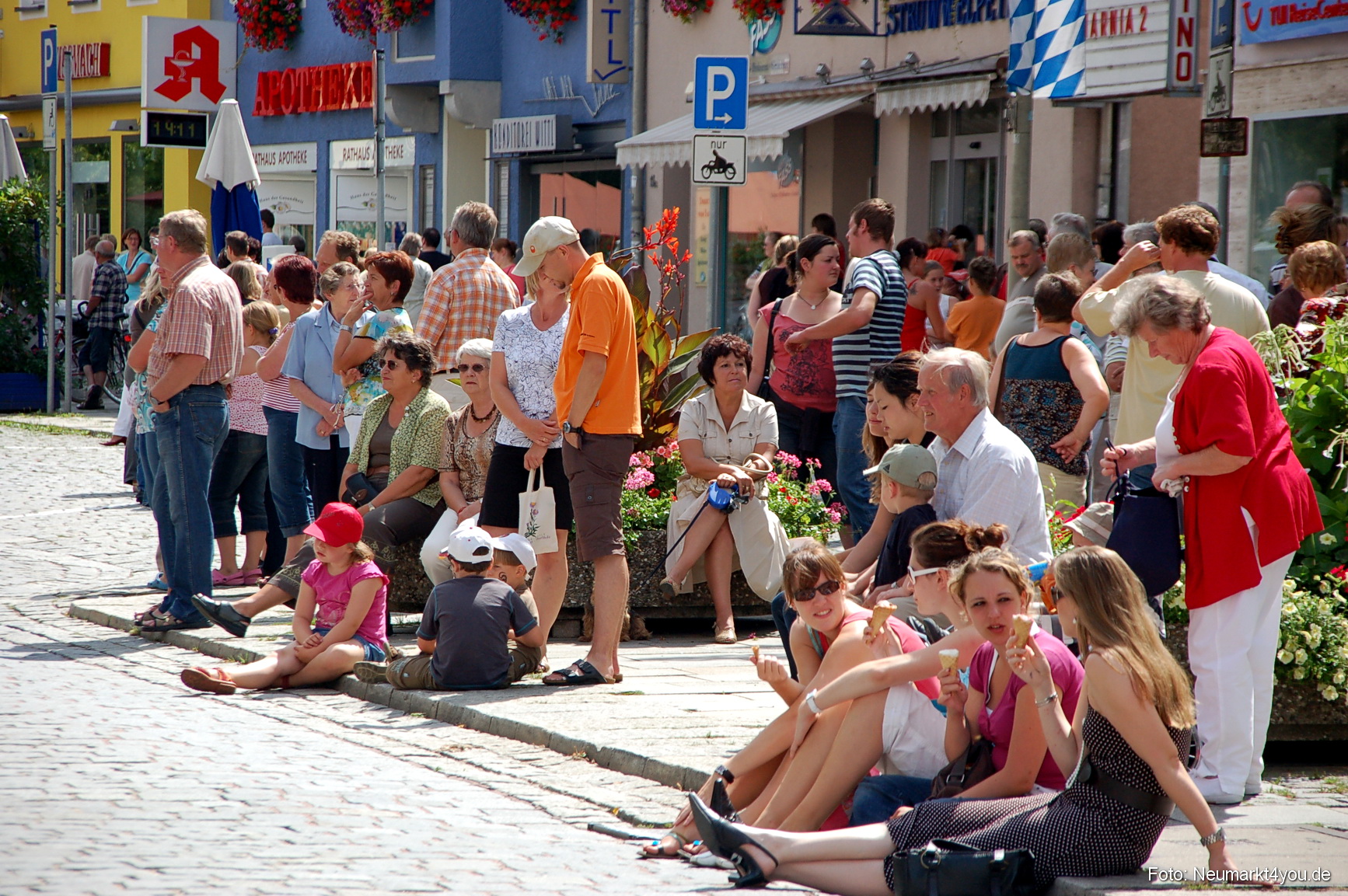 0003 Volksfestzug Neumarkt 100808