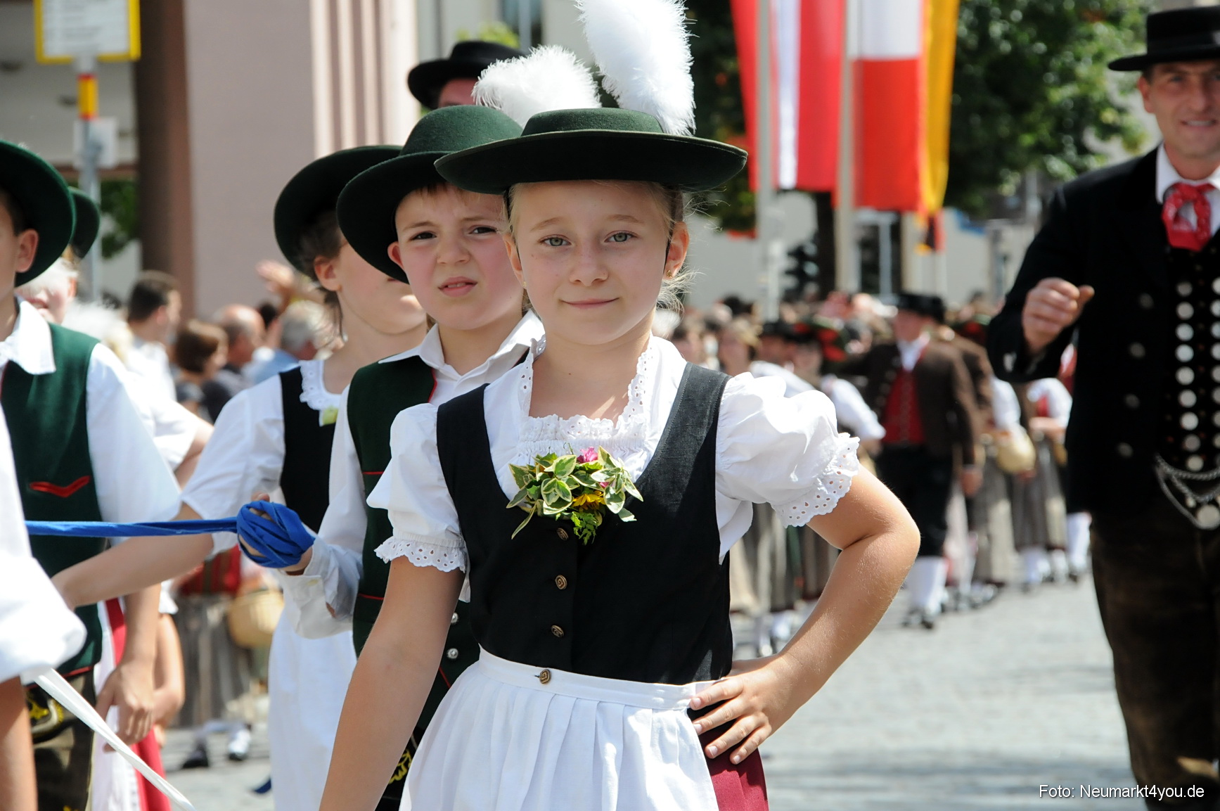 0023 Volksfestzug Neumarkt 100808