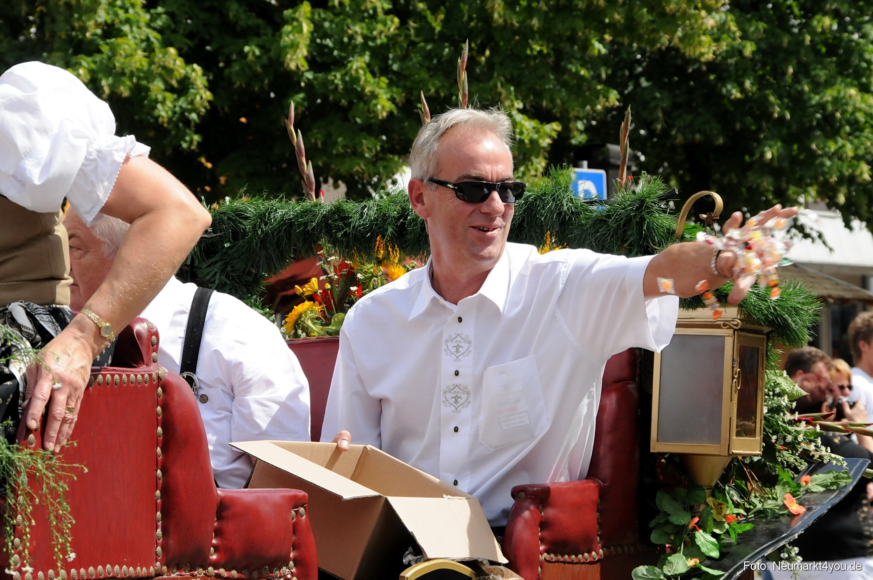 0028 Volksfestzug Neumarkt 100808