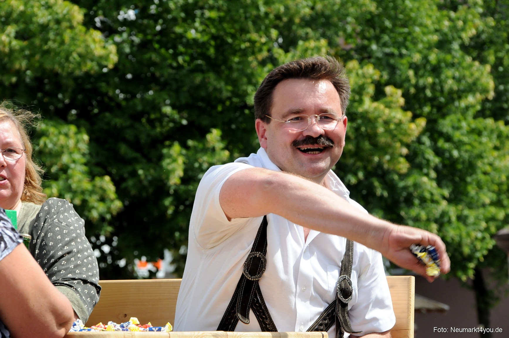 0029 Volksfestzug Neumarkt 100808