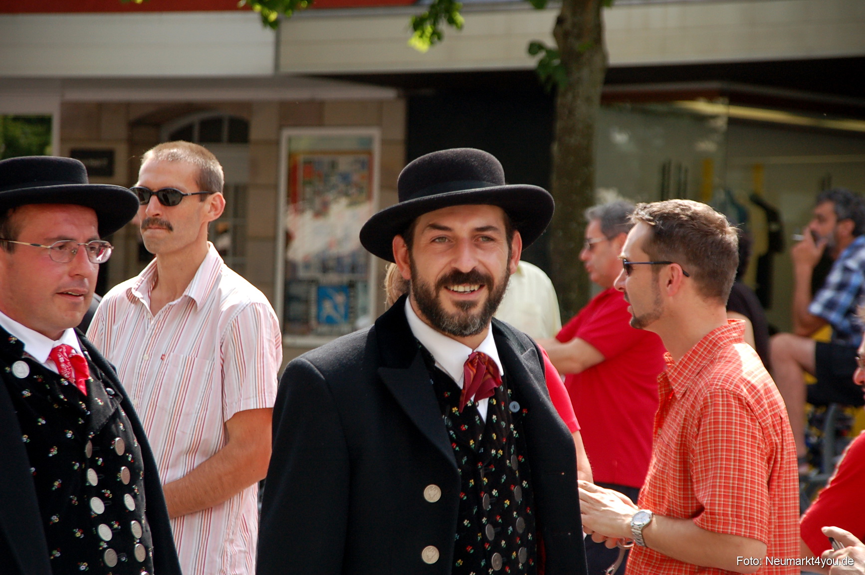 0039 Volksfestzug Neumarkt 100808