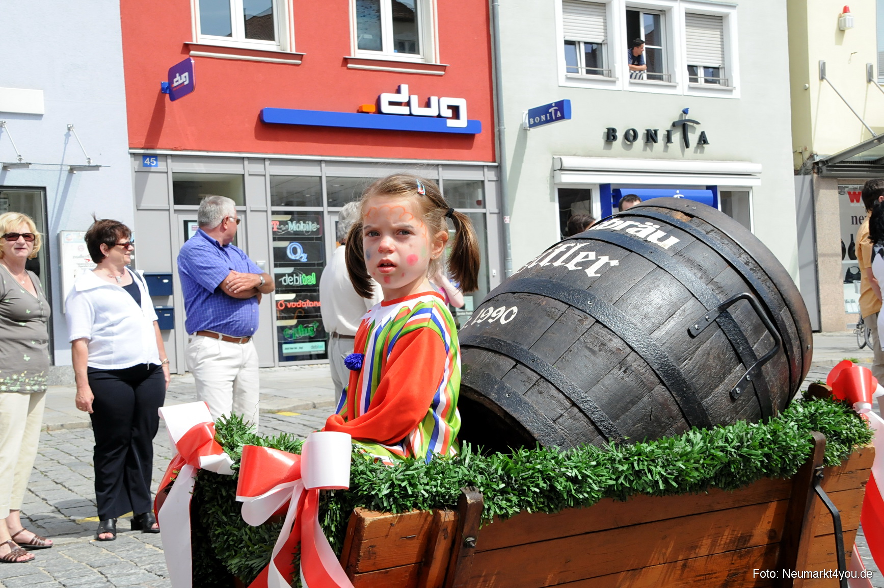 0046 Volksfestzug Neumarkt 100808