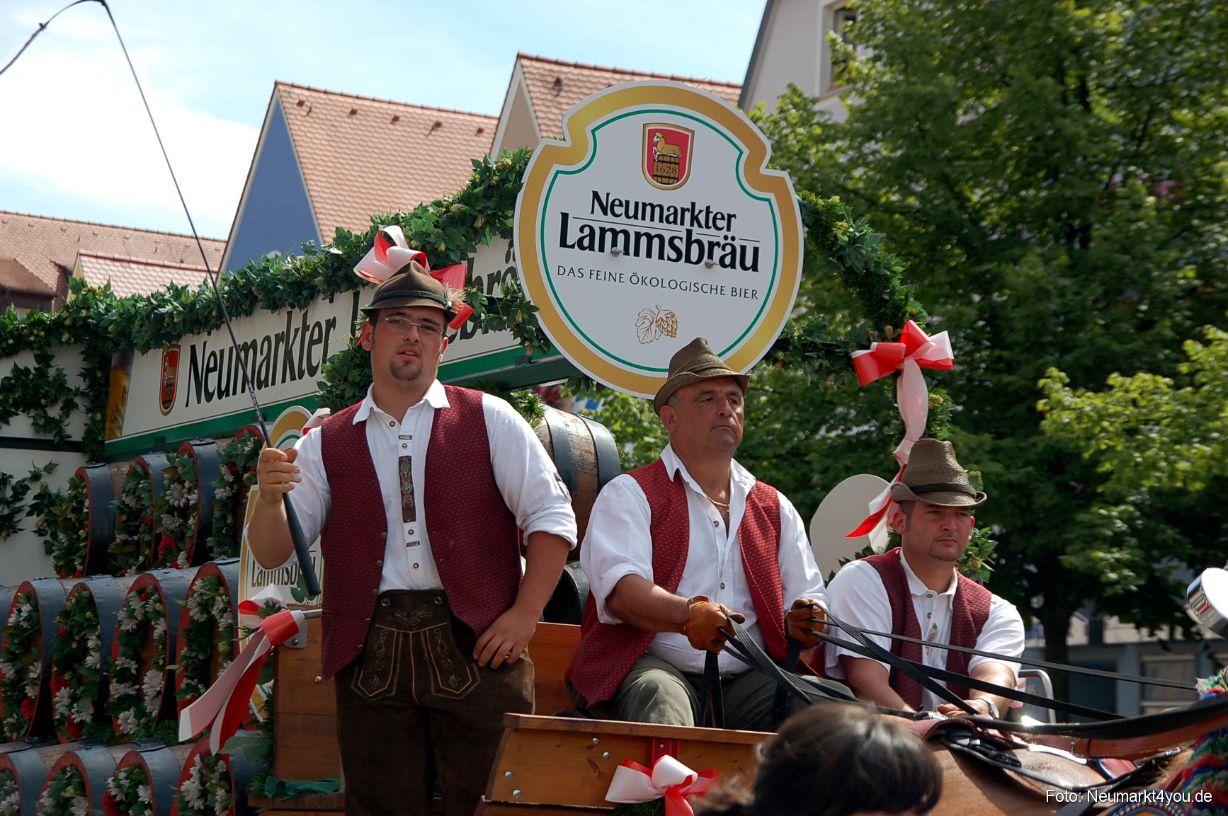 0060 Volksfestzug Neumarkt 100808
