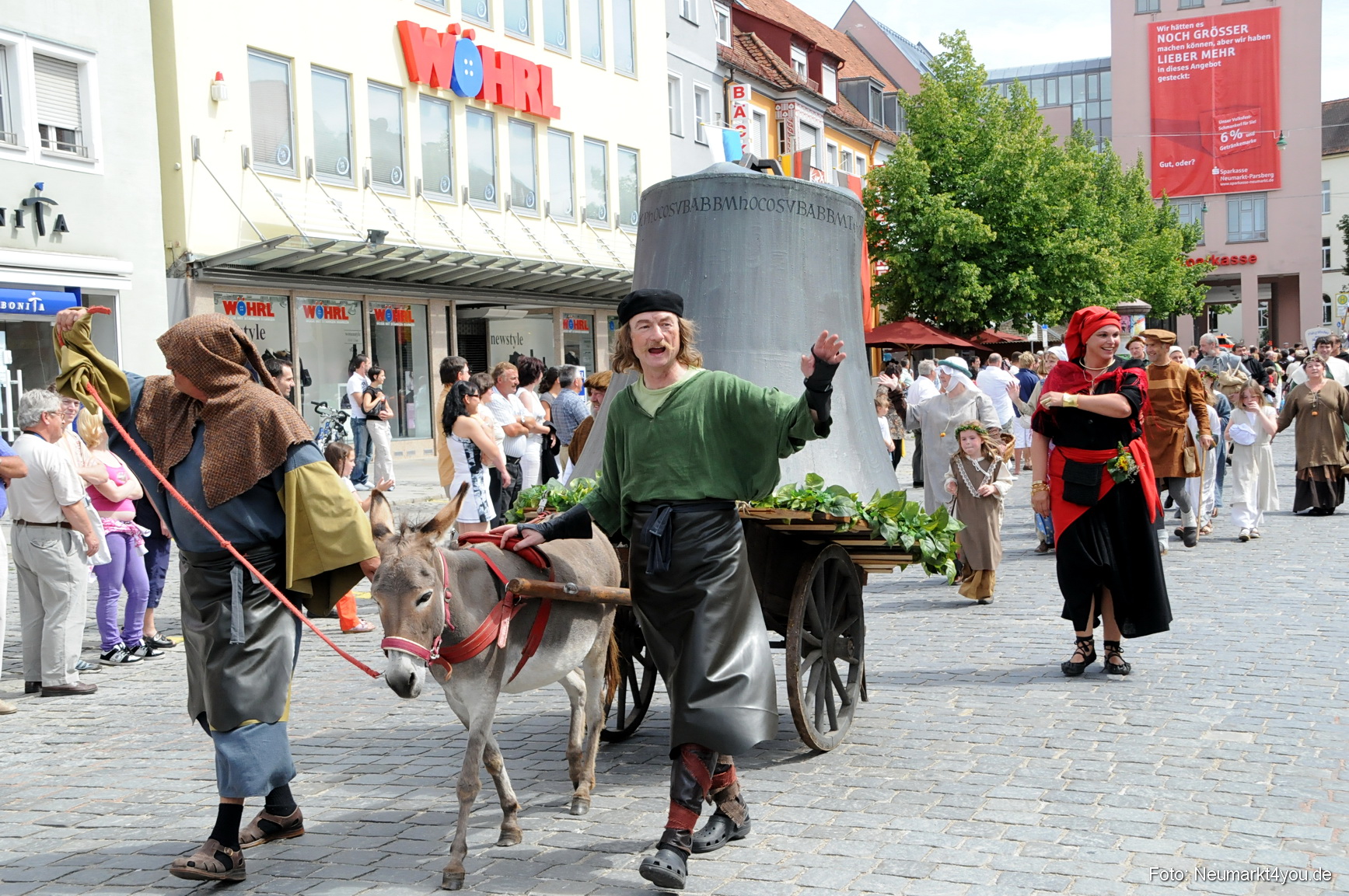0077 Volksfestzug Neumarkt 100808