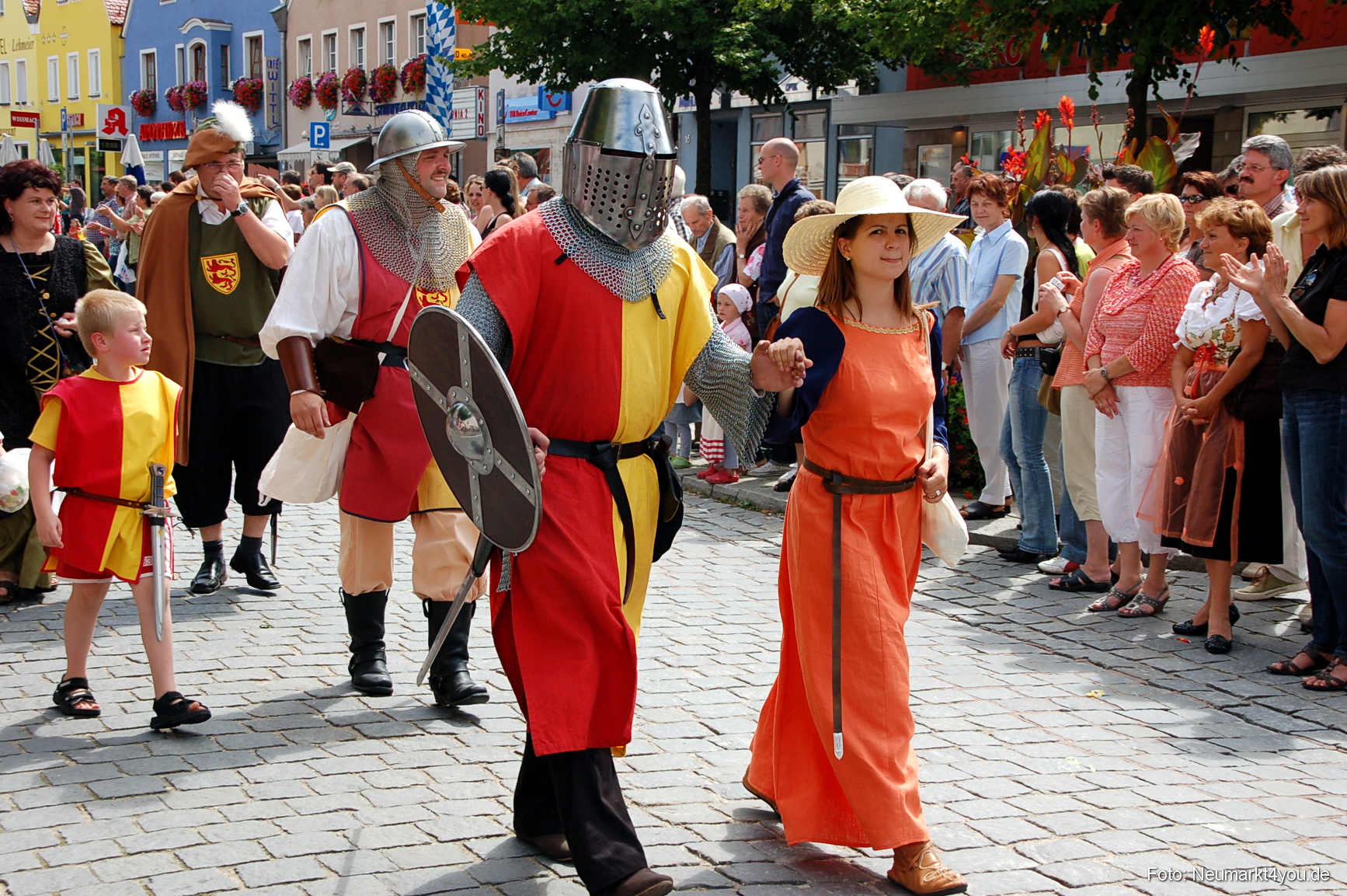 0087 Volksfestzug Neumarkt 100808