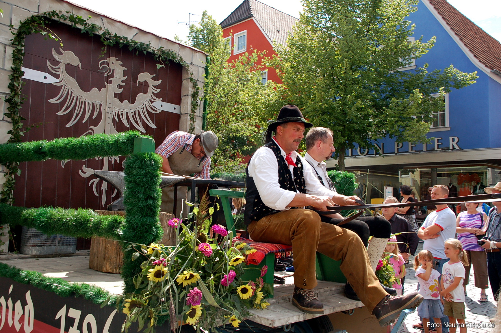 0117 Volksfestzug Neumarkt 100808