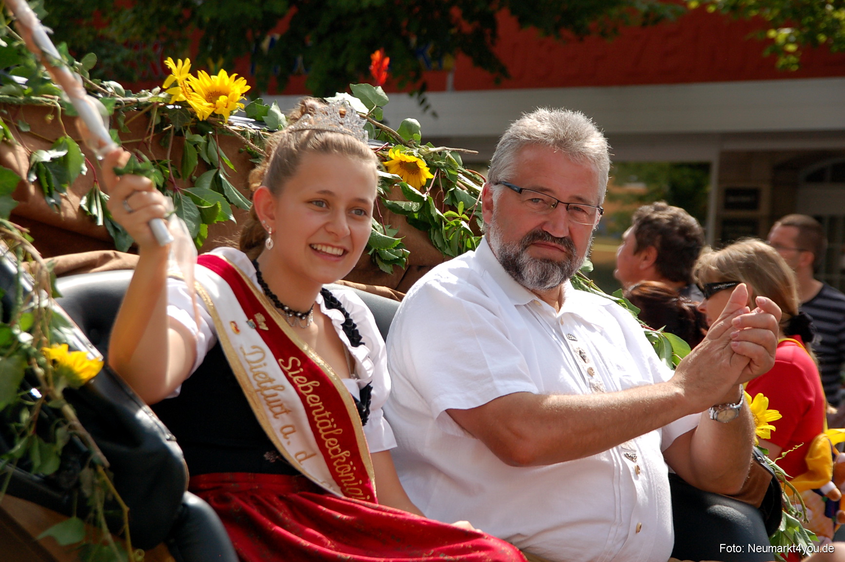 0123 Volksfestzug Neumarkt 100808