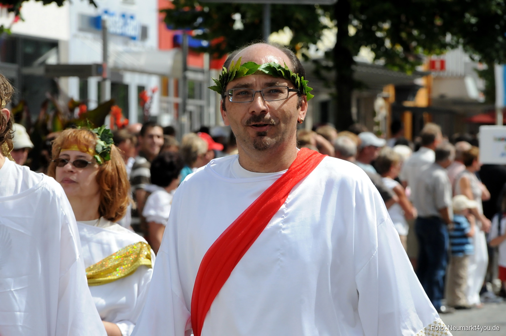 0130 Volksfestzug Neumarkt 100808