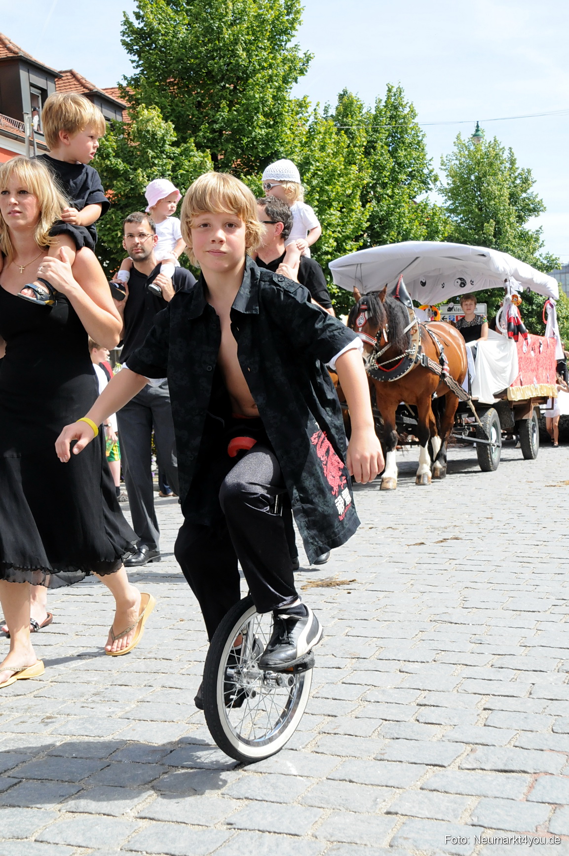 0133 Volksfestzug Neumarkt 100808