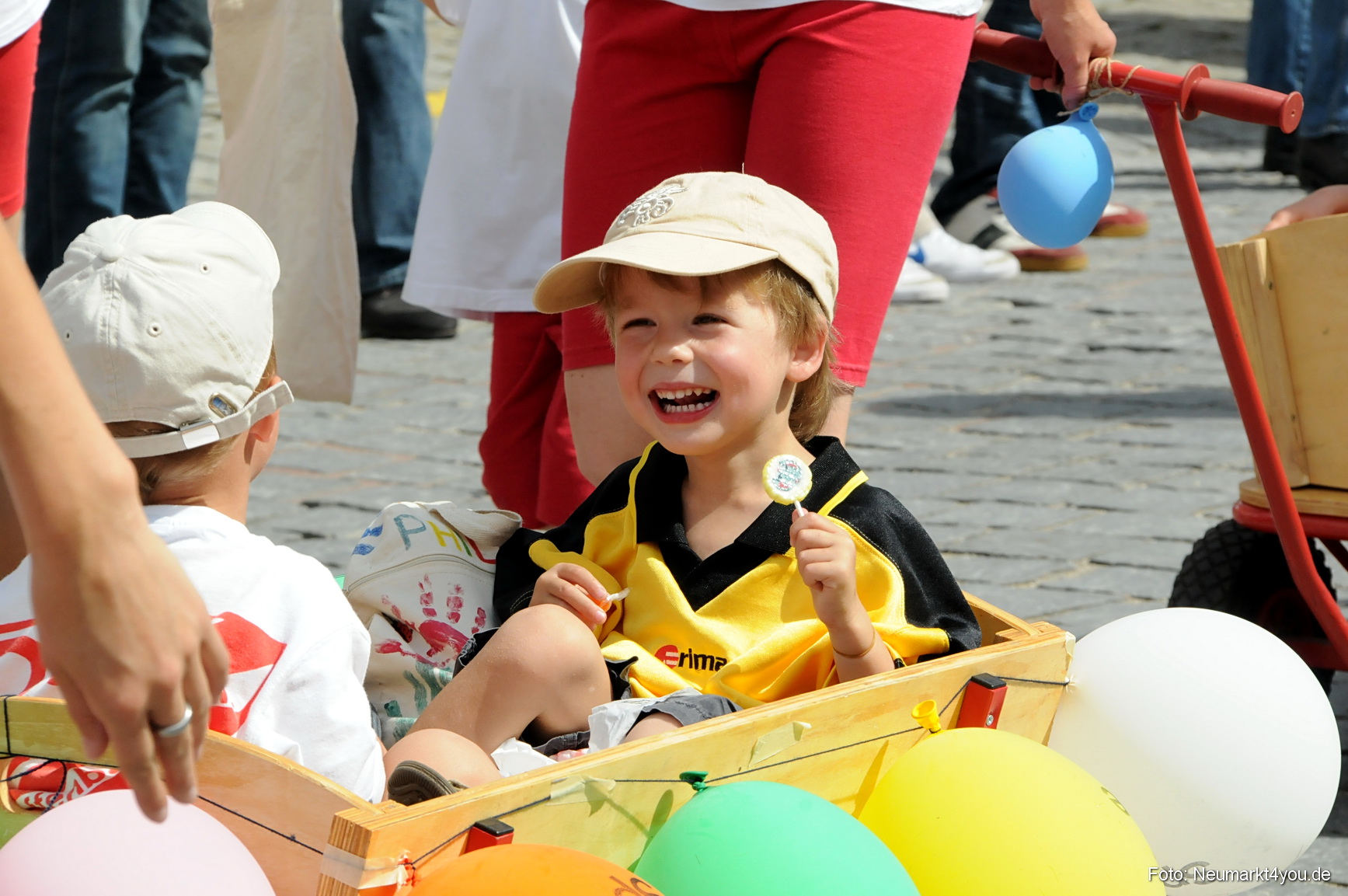 0138 Volksfestzug Neumarkt 100808