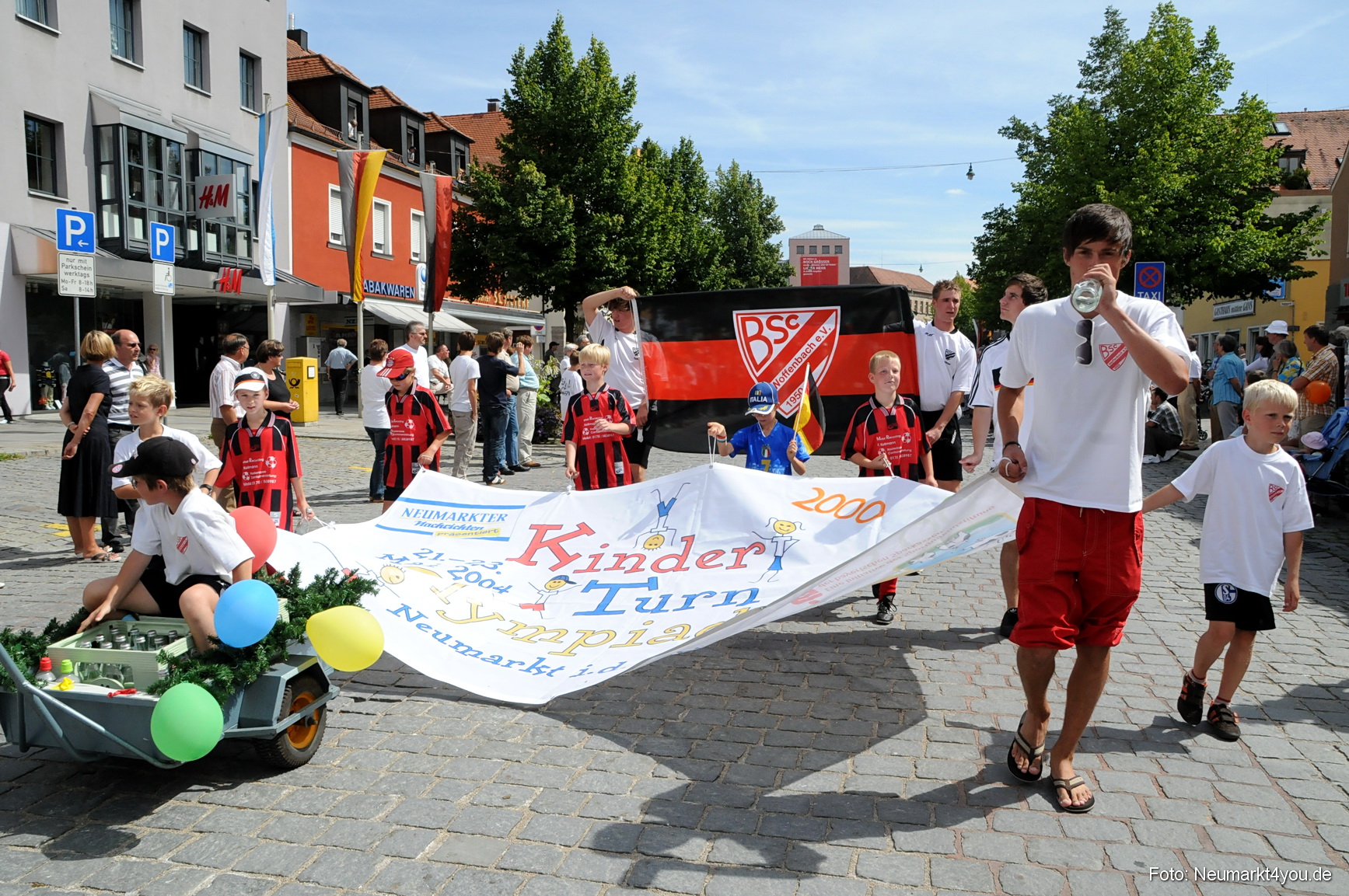 0140 Volksfestzug Neumarkt 100808