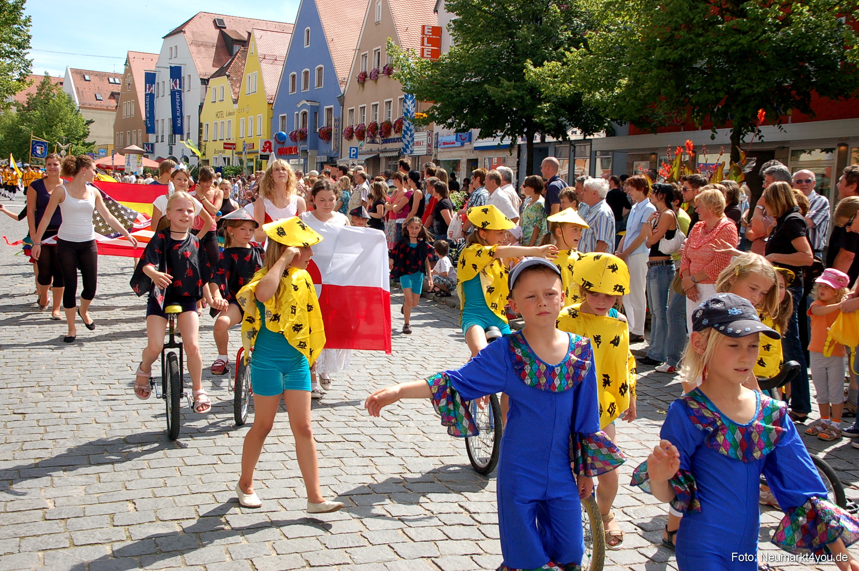 0151 Volksfestzug Neumarkt 100808