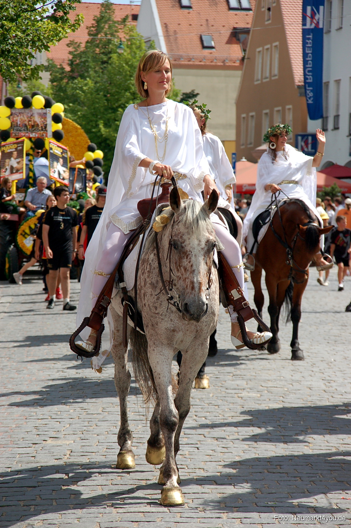 0164 Volksfestzug Neumarkt 100808