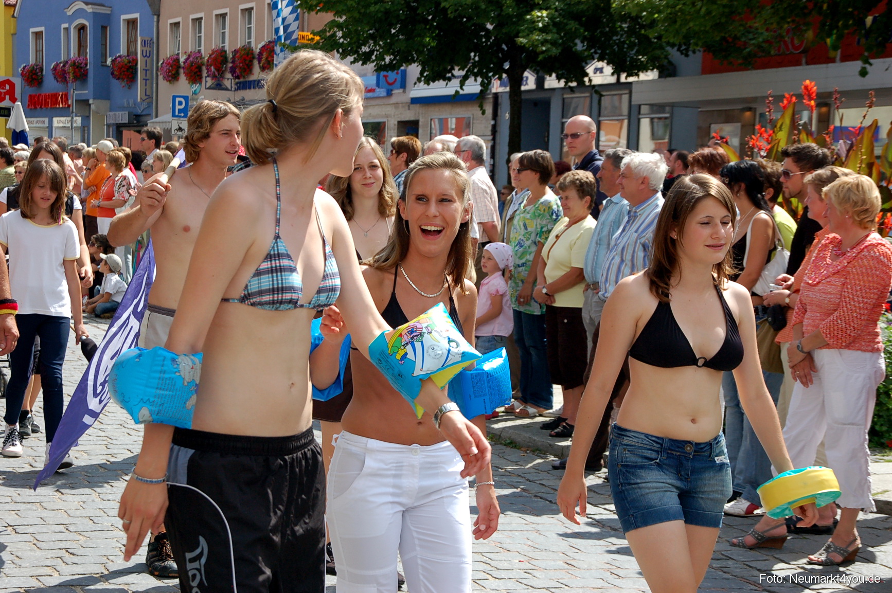 0170 Volksfestzug Neumarkt 100808