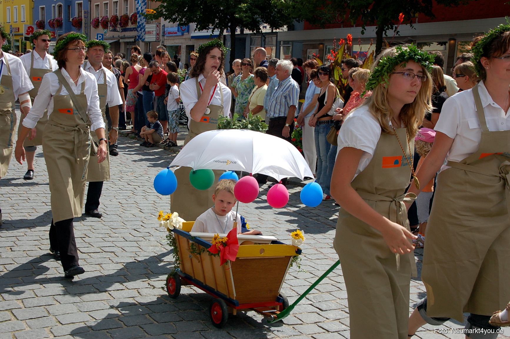 0172 Volksfestzug Neumarkt 100808