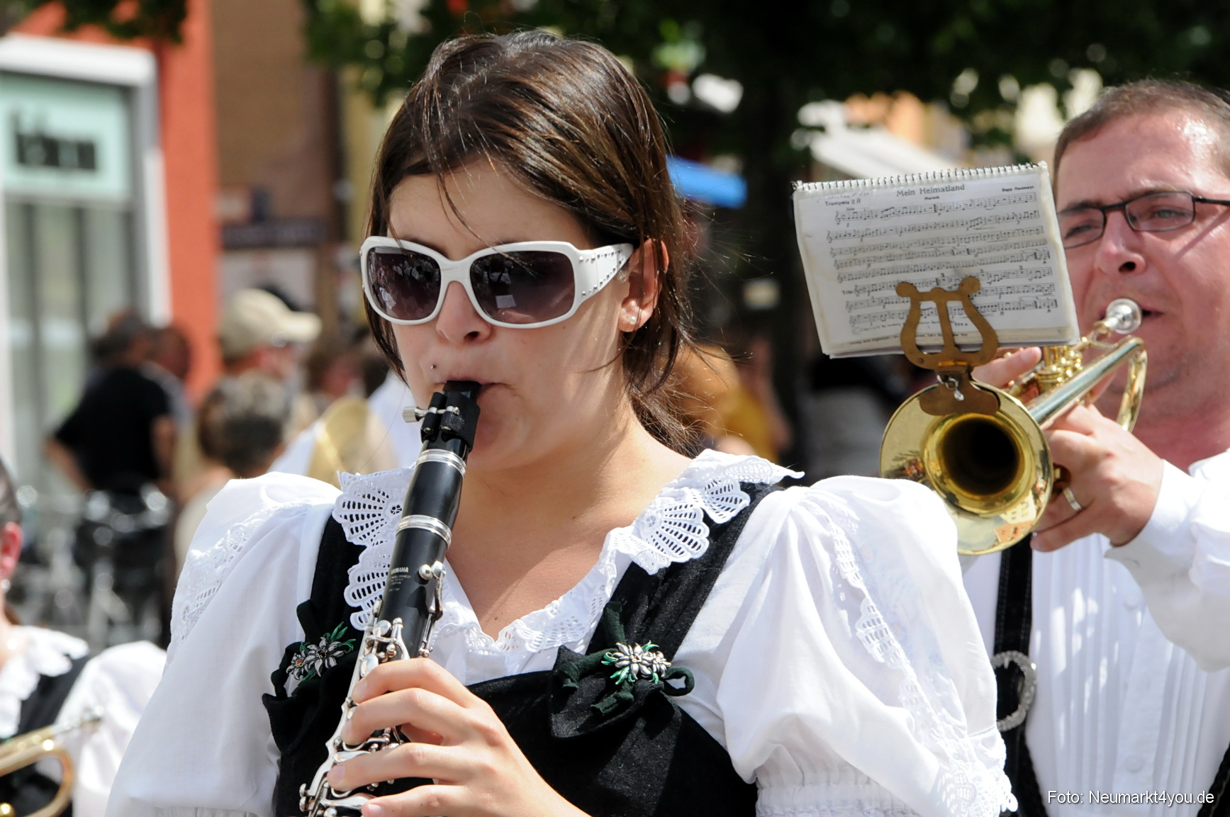 0175 Volksfestzug Neumarkt 100808