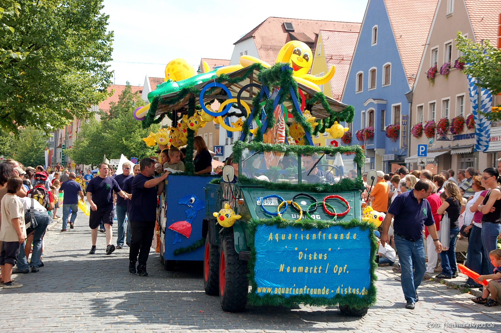 0178 Volksfestzug Neumarkt 100808