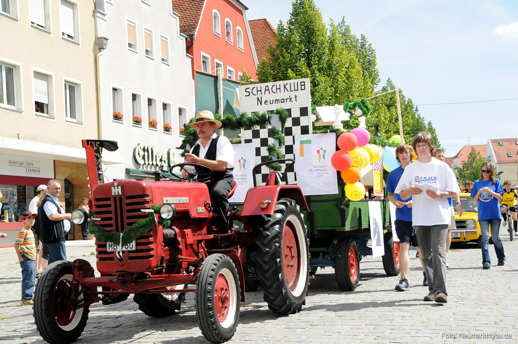 0179 Volksfestzug Neumarkt 100808