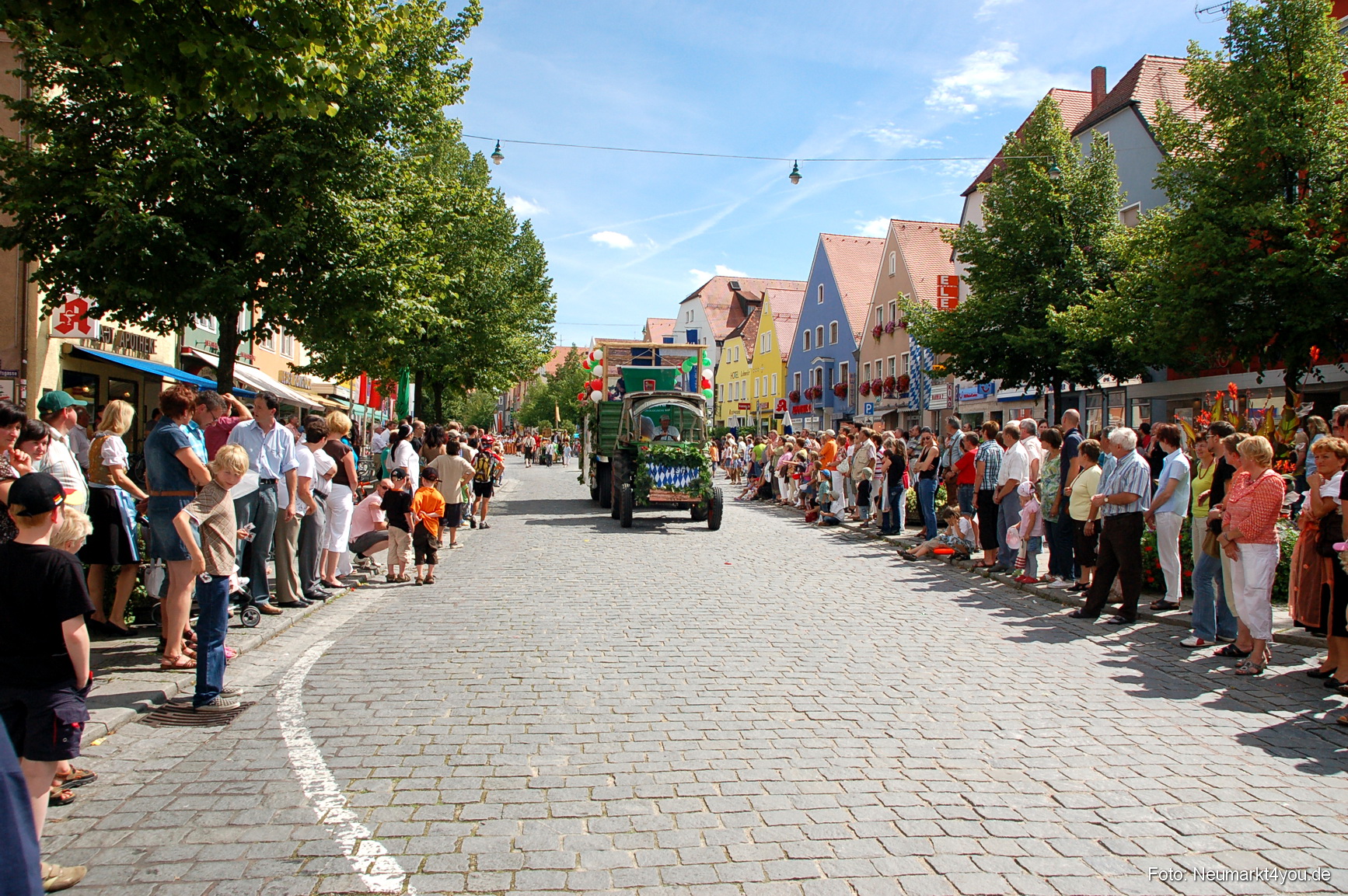 0196 Volksfestzug Neumarkt 100808
