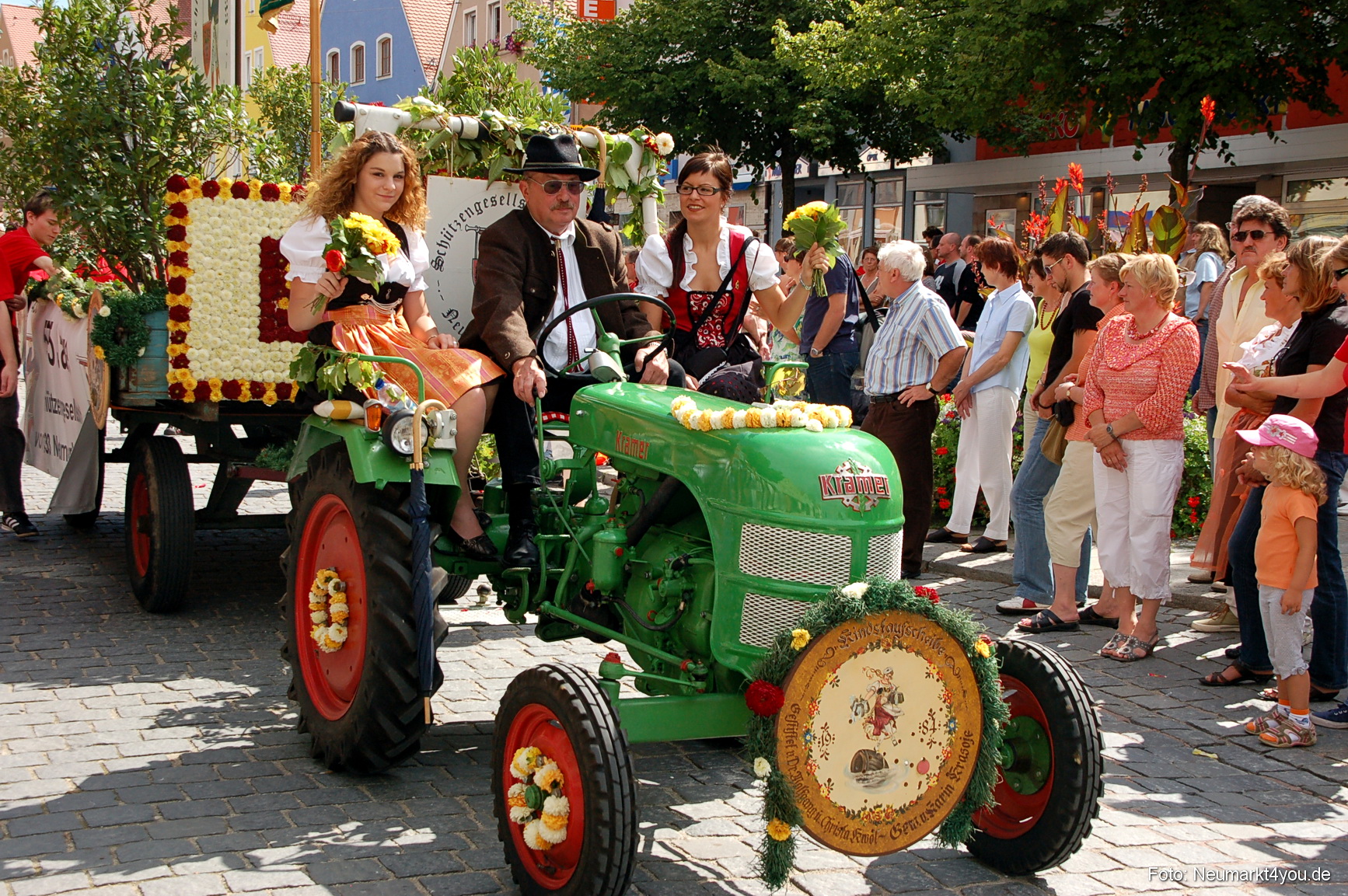0199 Volksfestzug Neumarkt 100808