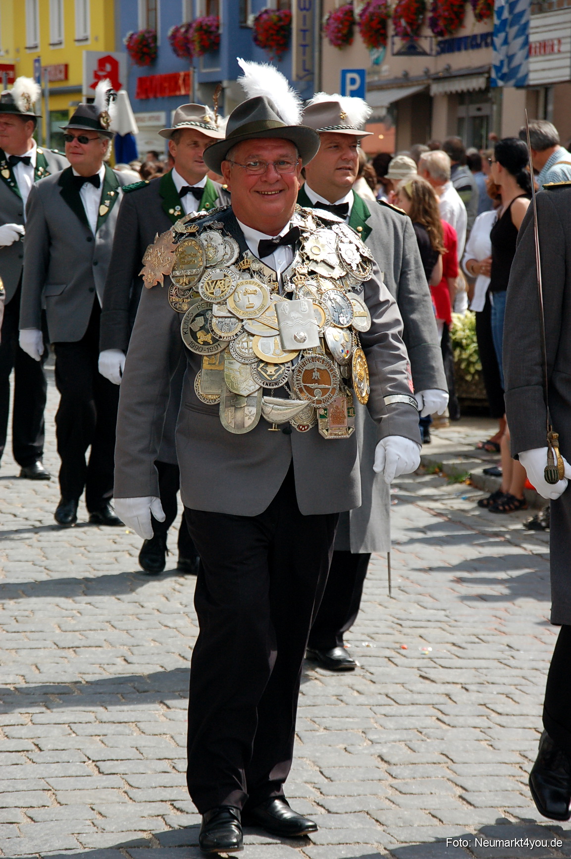 0204 Volksfestzug Neumarkt 100808