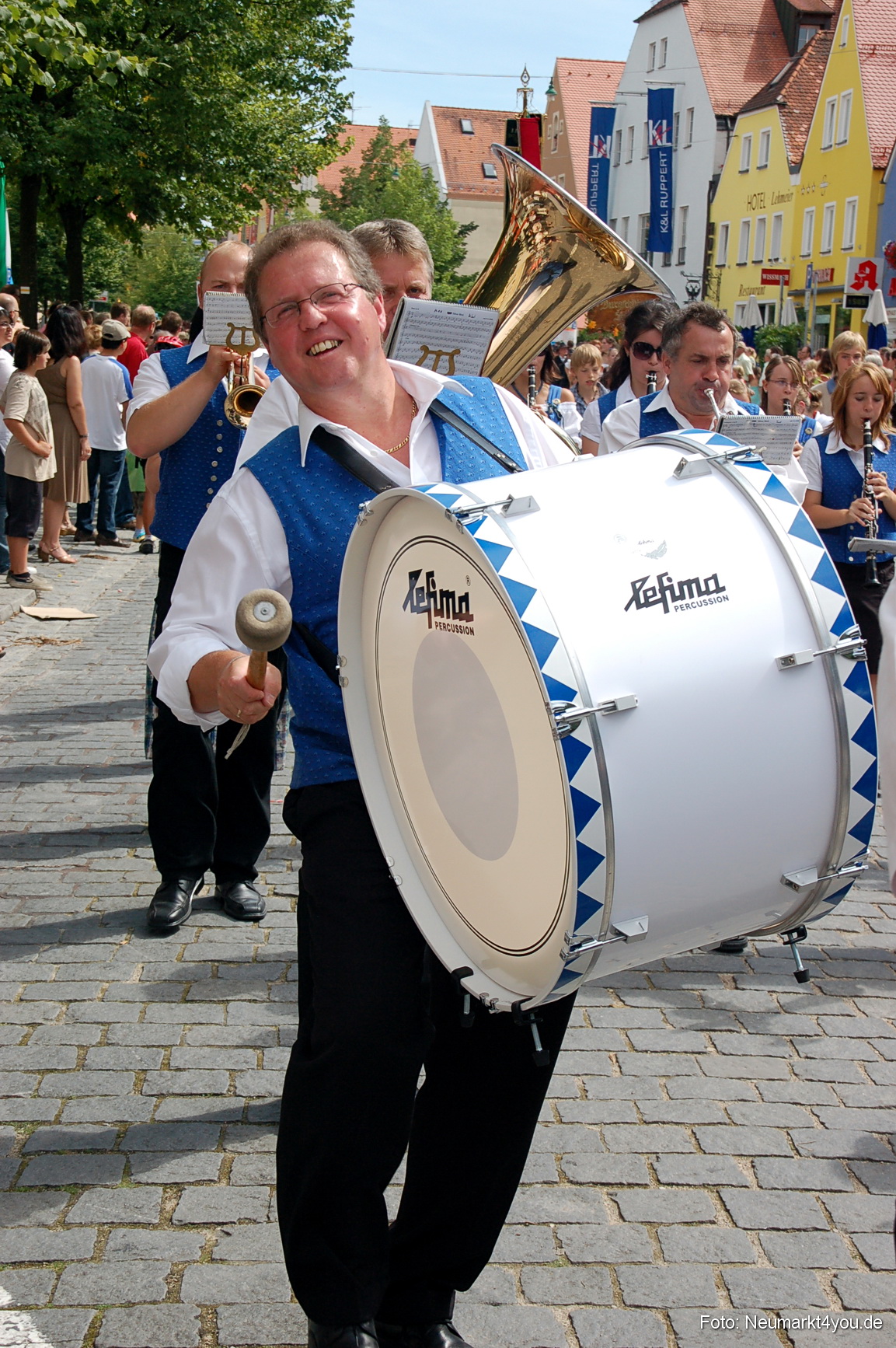 0208 Volksfestzug Neumarkt 100808