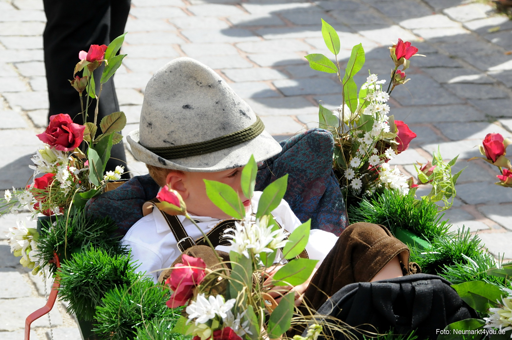 0228 Volksfestzug Neumarkt 100808