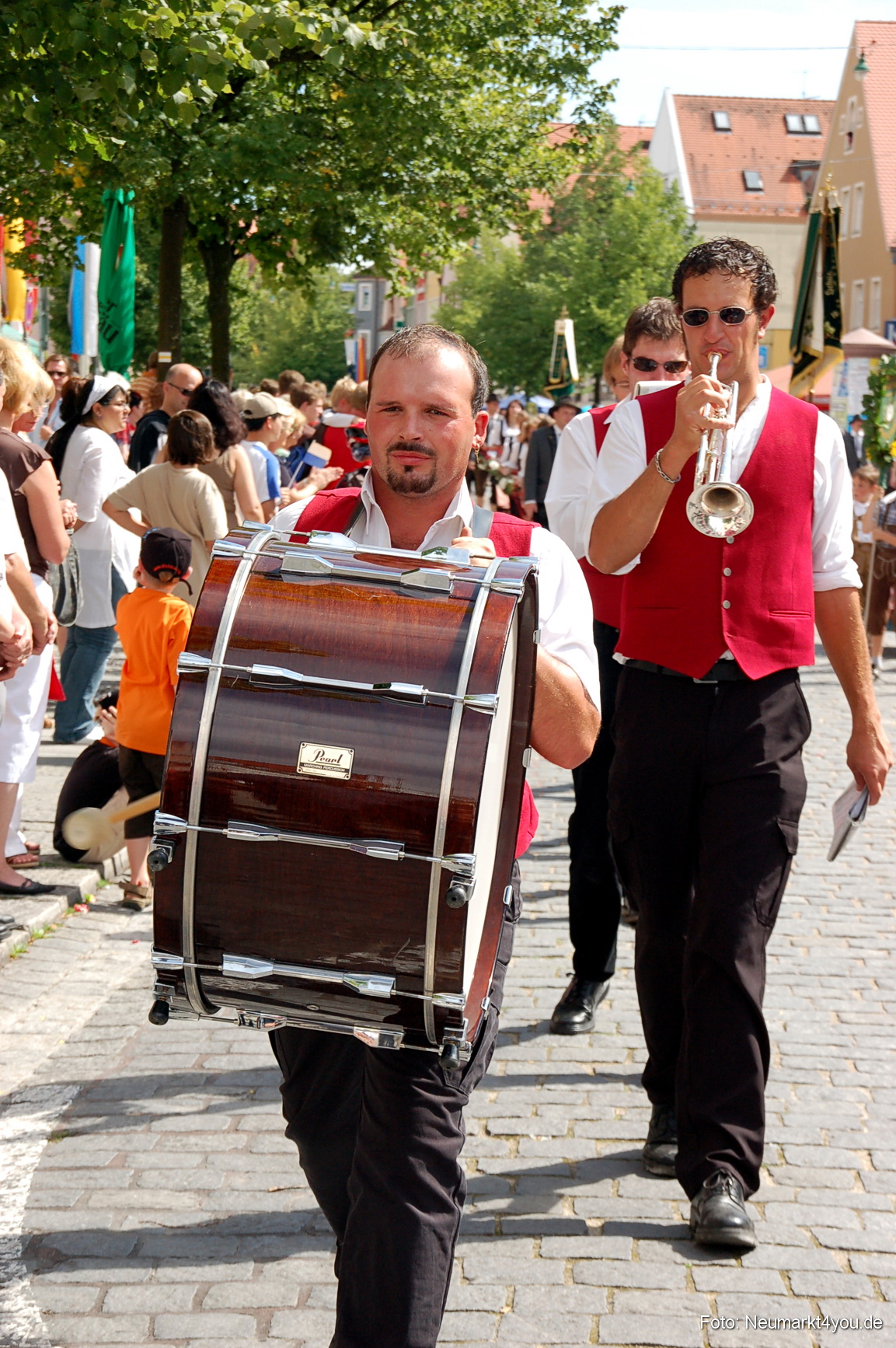 0236 Volksfestzug Neumarkt 100808