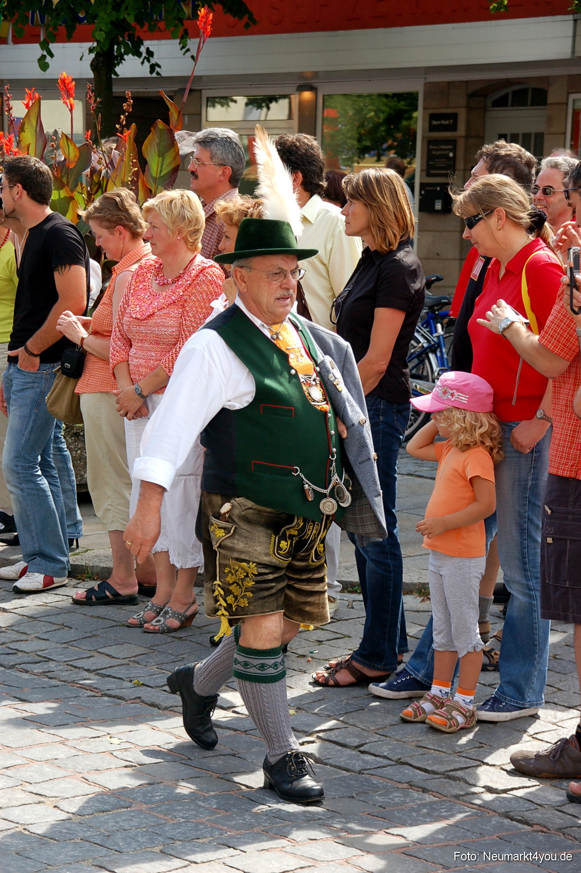 0253 Volksfestzug Neumarkt 100808
