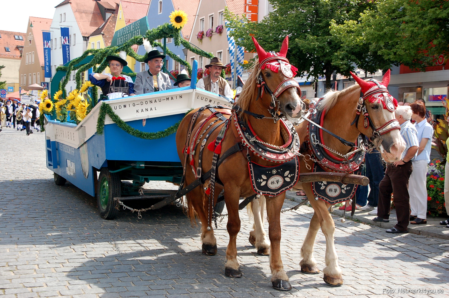 0254 Volksfestzug Neumarkt 100808