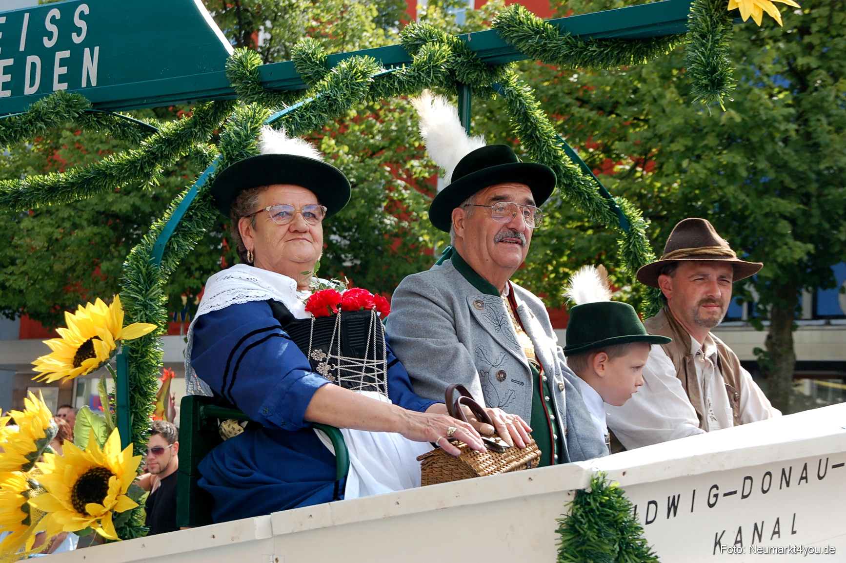 0255 Volksfestzug Neumarkt 100808