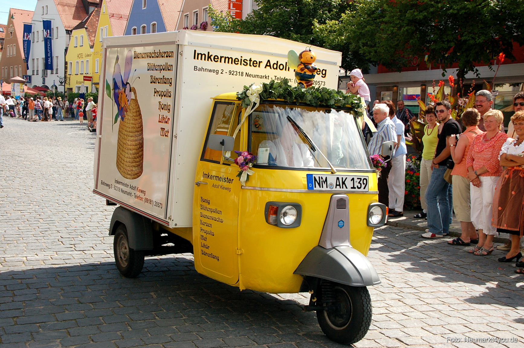 0261 Volksfestzug Neumarkt 100808