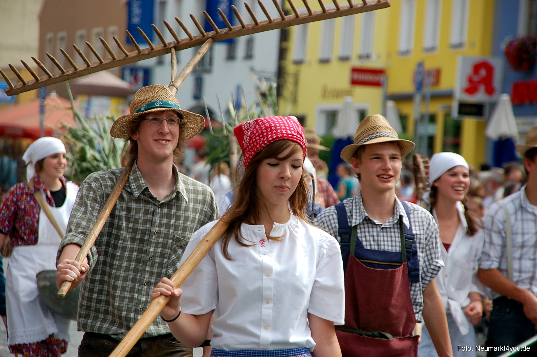 0289 Volksfestzug Neumarkt 100808