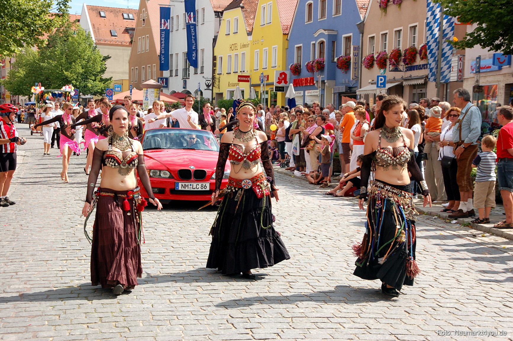 0324 Volksfestzug Neumarkt 100808