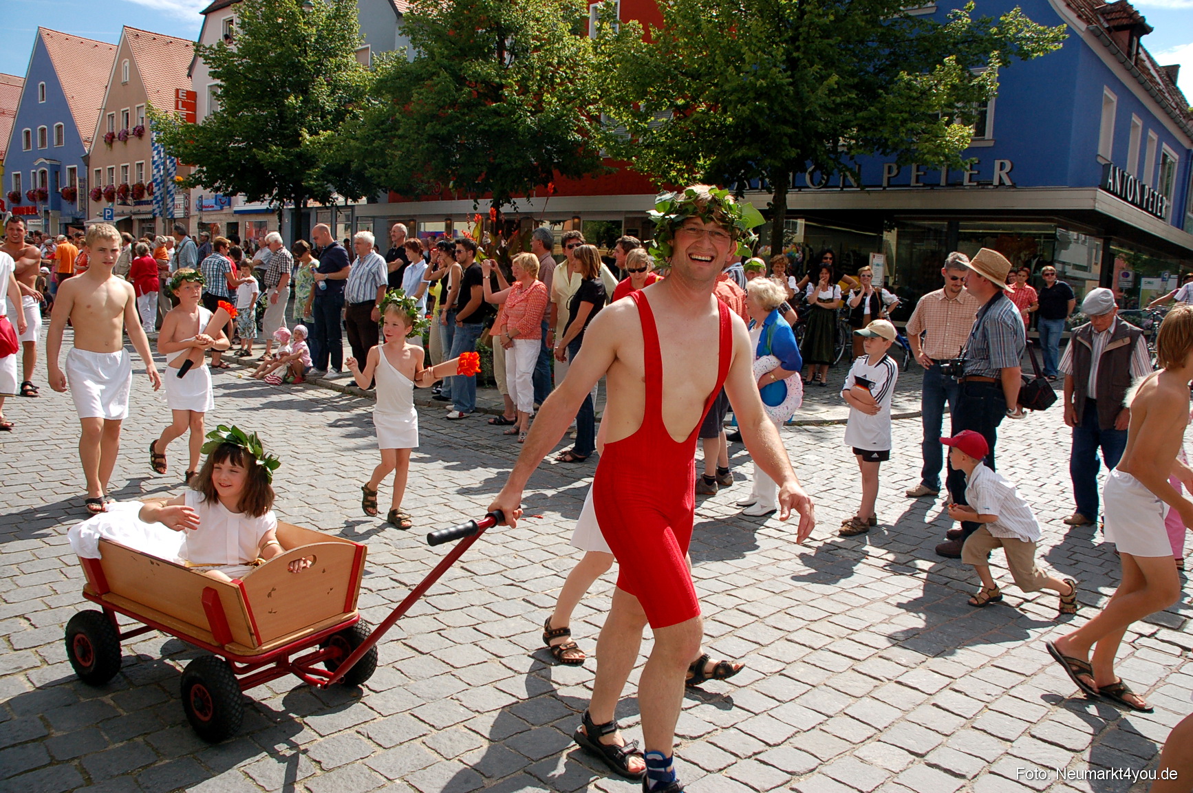 0331 Volksfestzug Neumarkt 100808