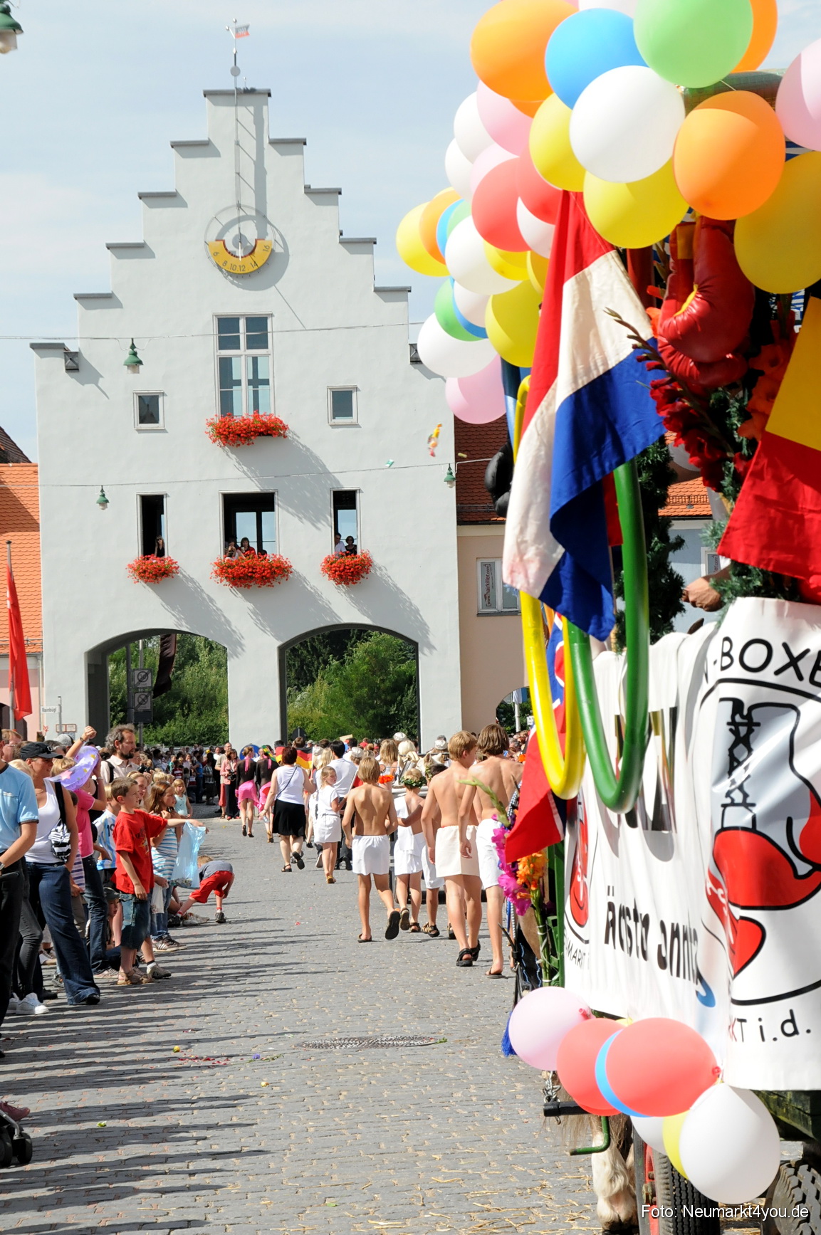 0339 Volksfestzug Neumarkt 100808