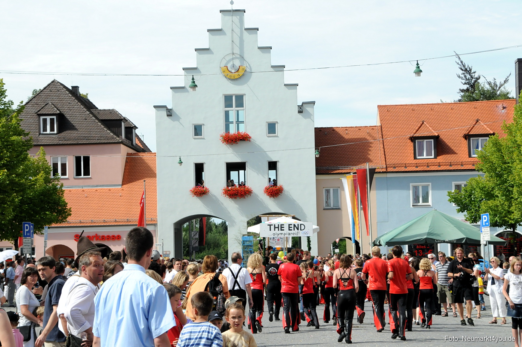 0350 Volksfestzug Neumarkt 100808