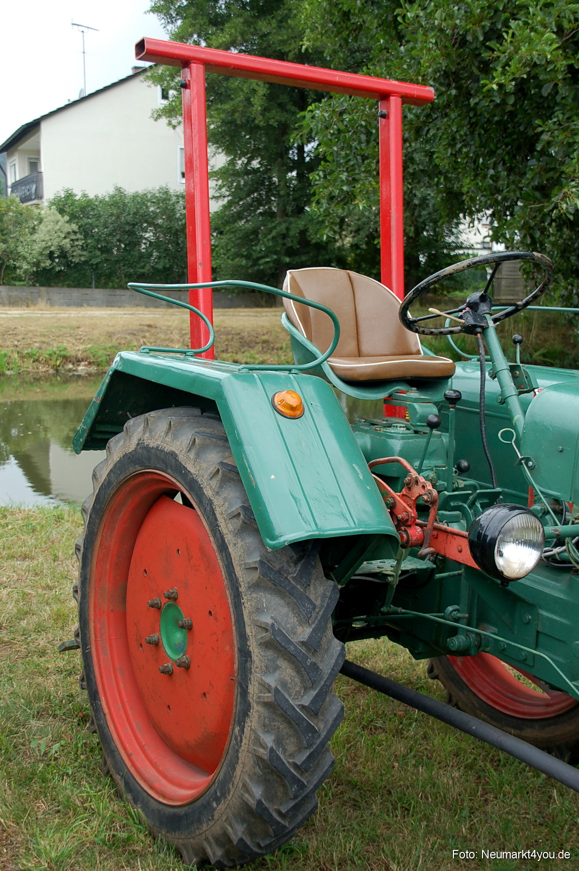 0001 Oldtimertreffen Muehlhausen 030808