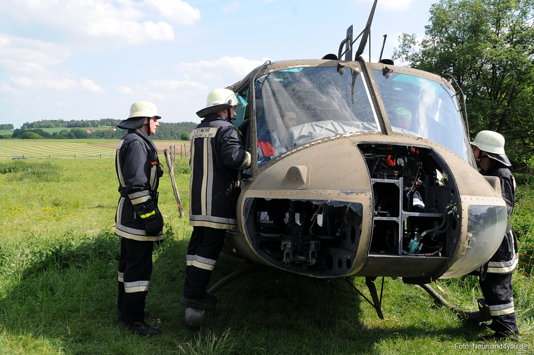 Rettungshunde Uebung Neumarkt 240508 10