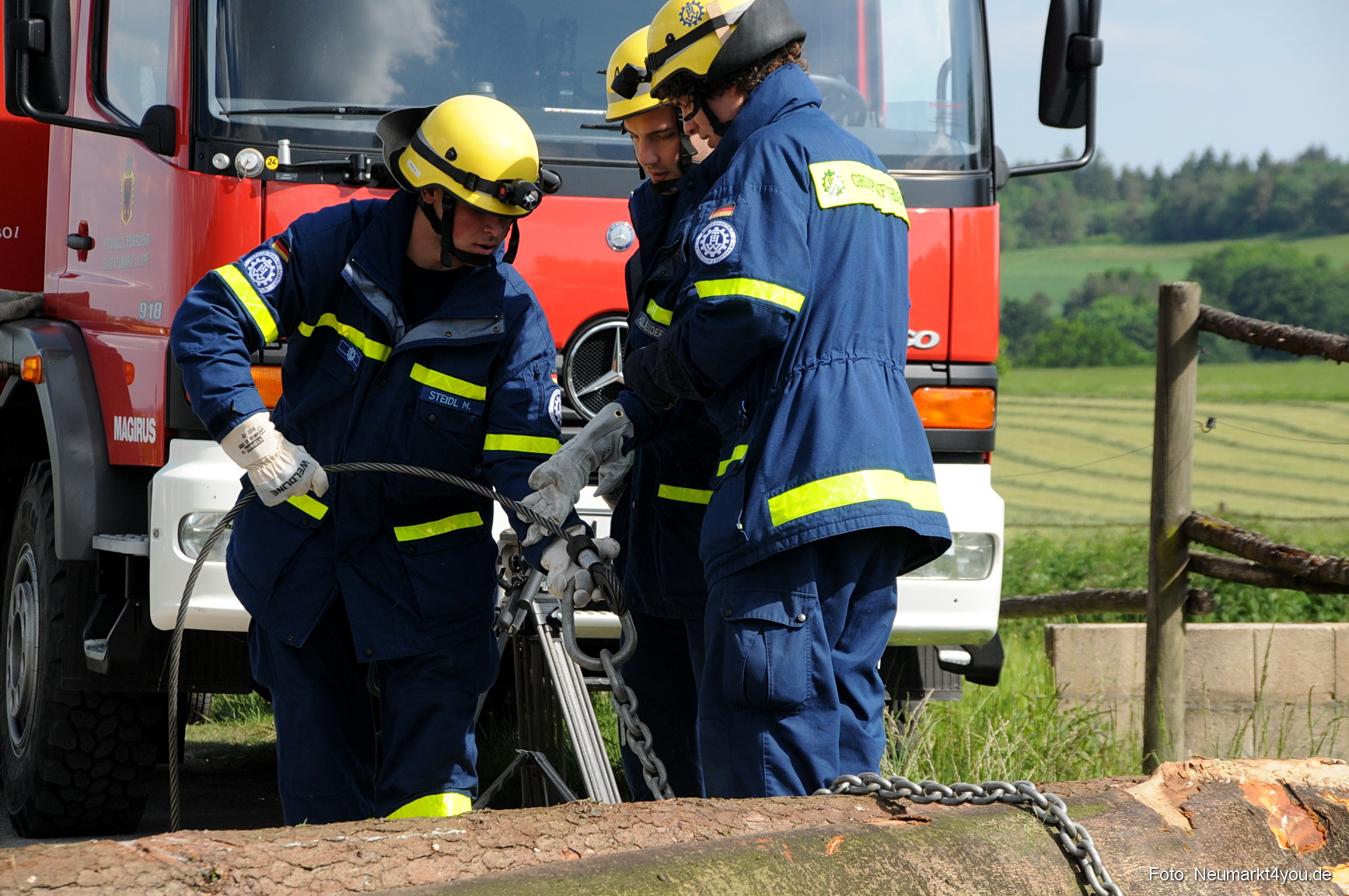 Rettungshunde Uebung Neumarkt 240508 21