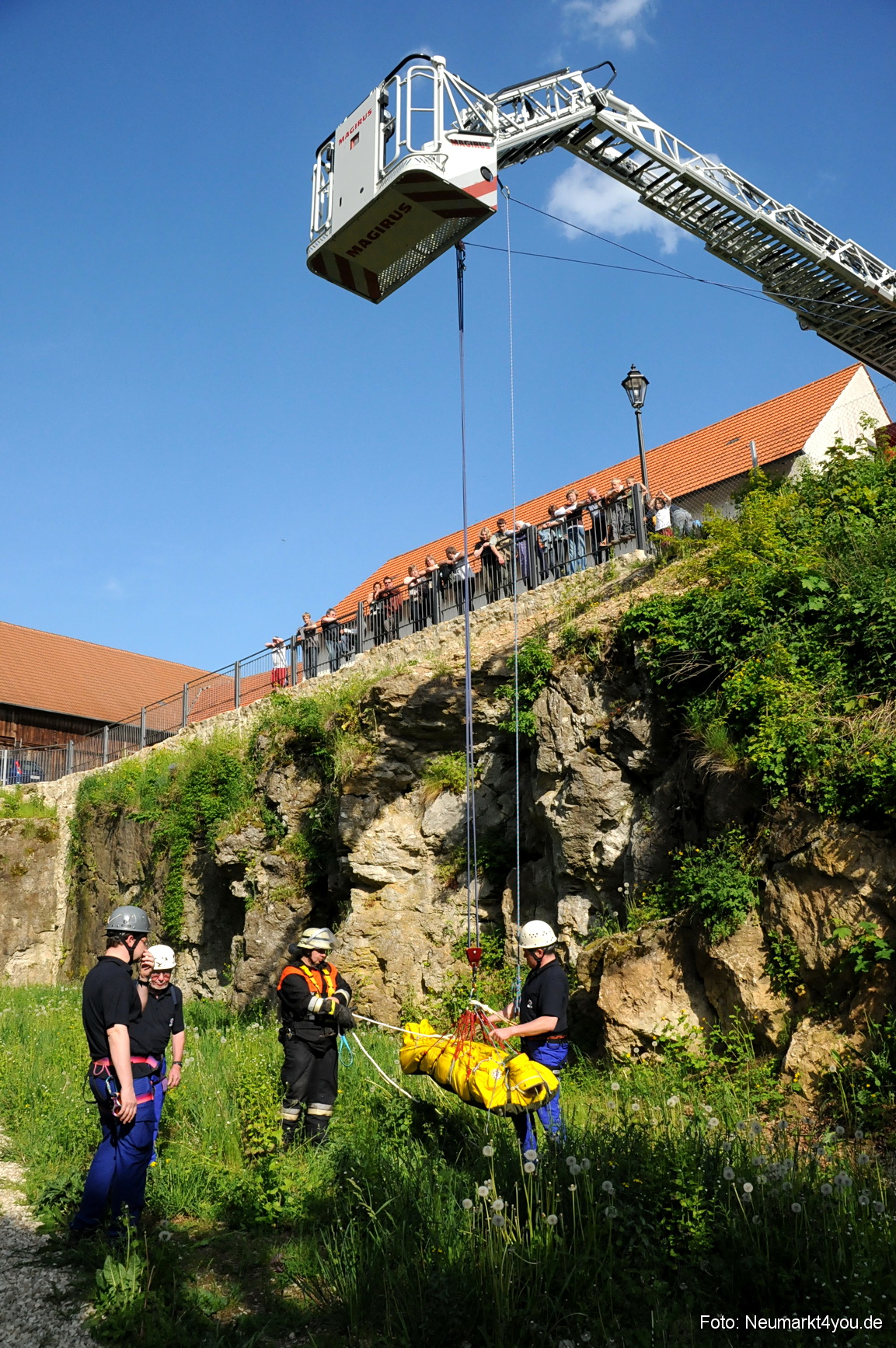 Rettungshunde Uebung Neumarkt 240508 55