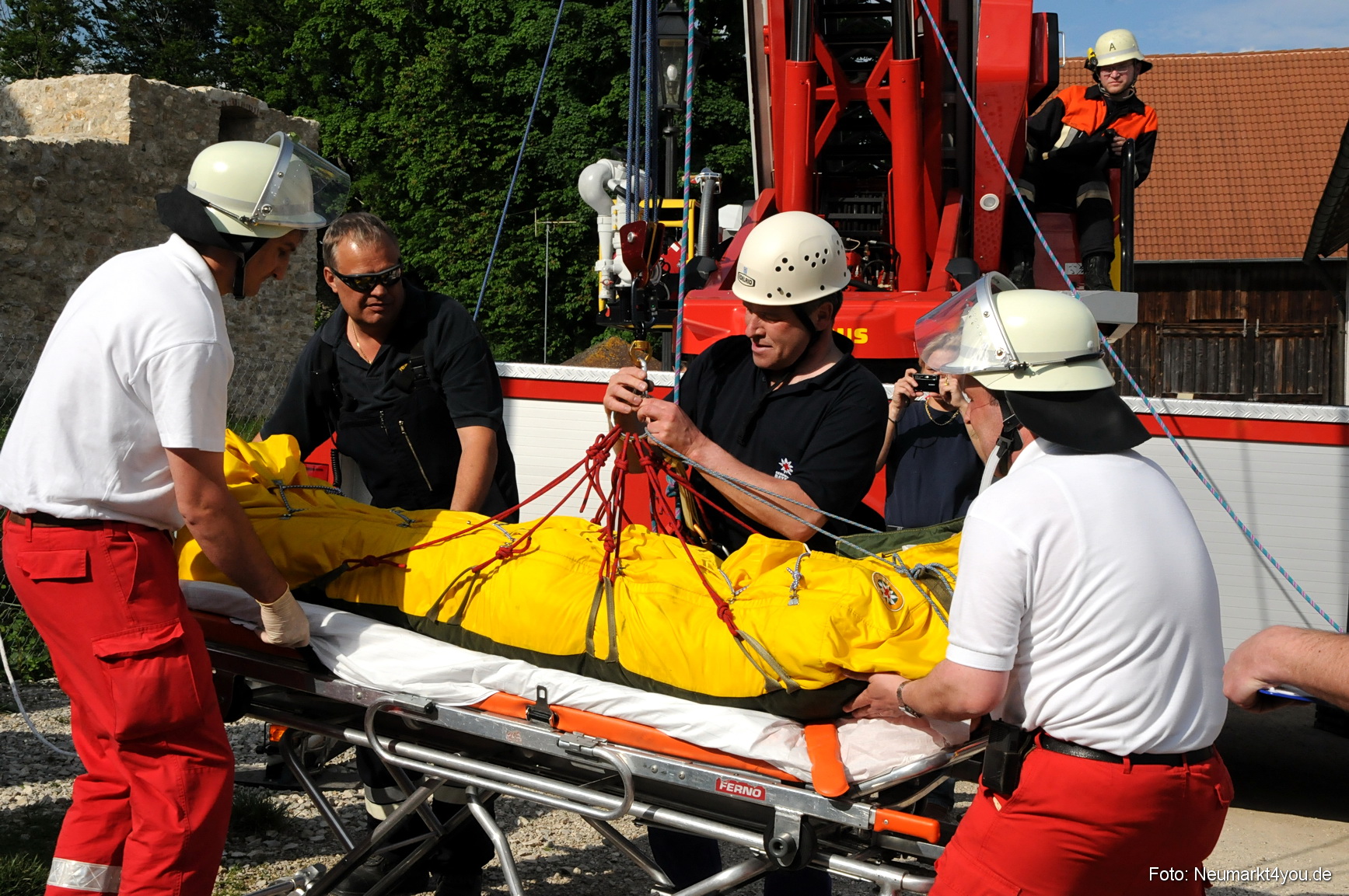 Rettungshunde Uebung Neumarkt 240508 58